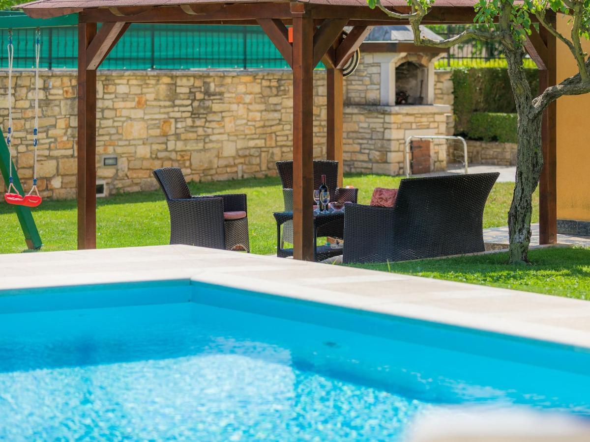 Holiday Home Nikolina - Roj412 By Interhome Sveti Petar u Sumi Ngoại thất bức ảnh